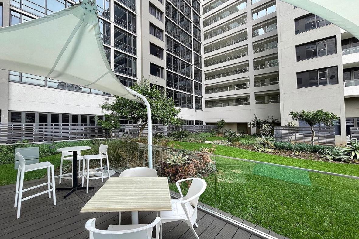 Masingita Towers Executive Suite Johannesburg Exteriör bild