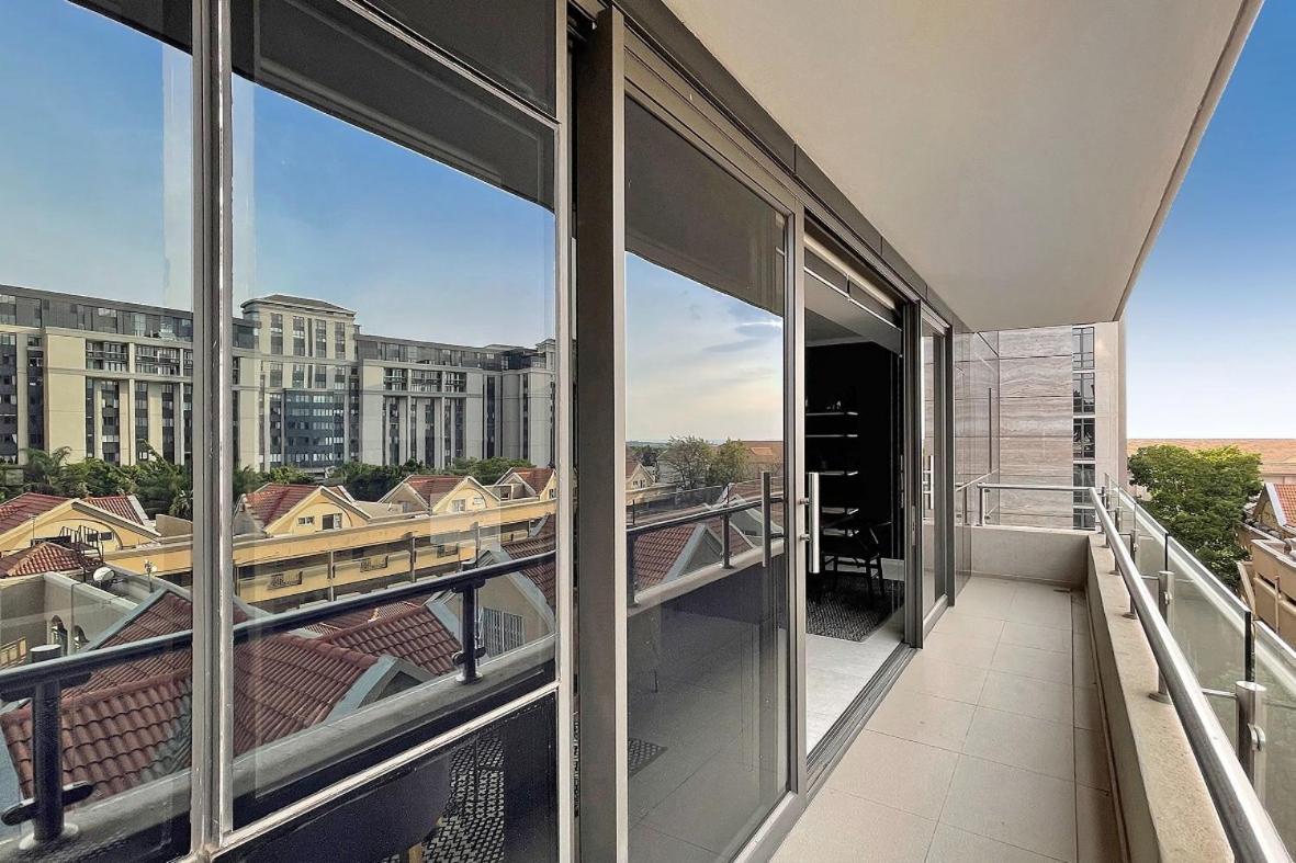 Masingita Towers Executive Suite Johannesburg Exteriör bild